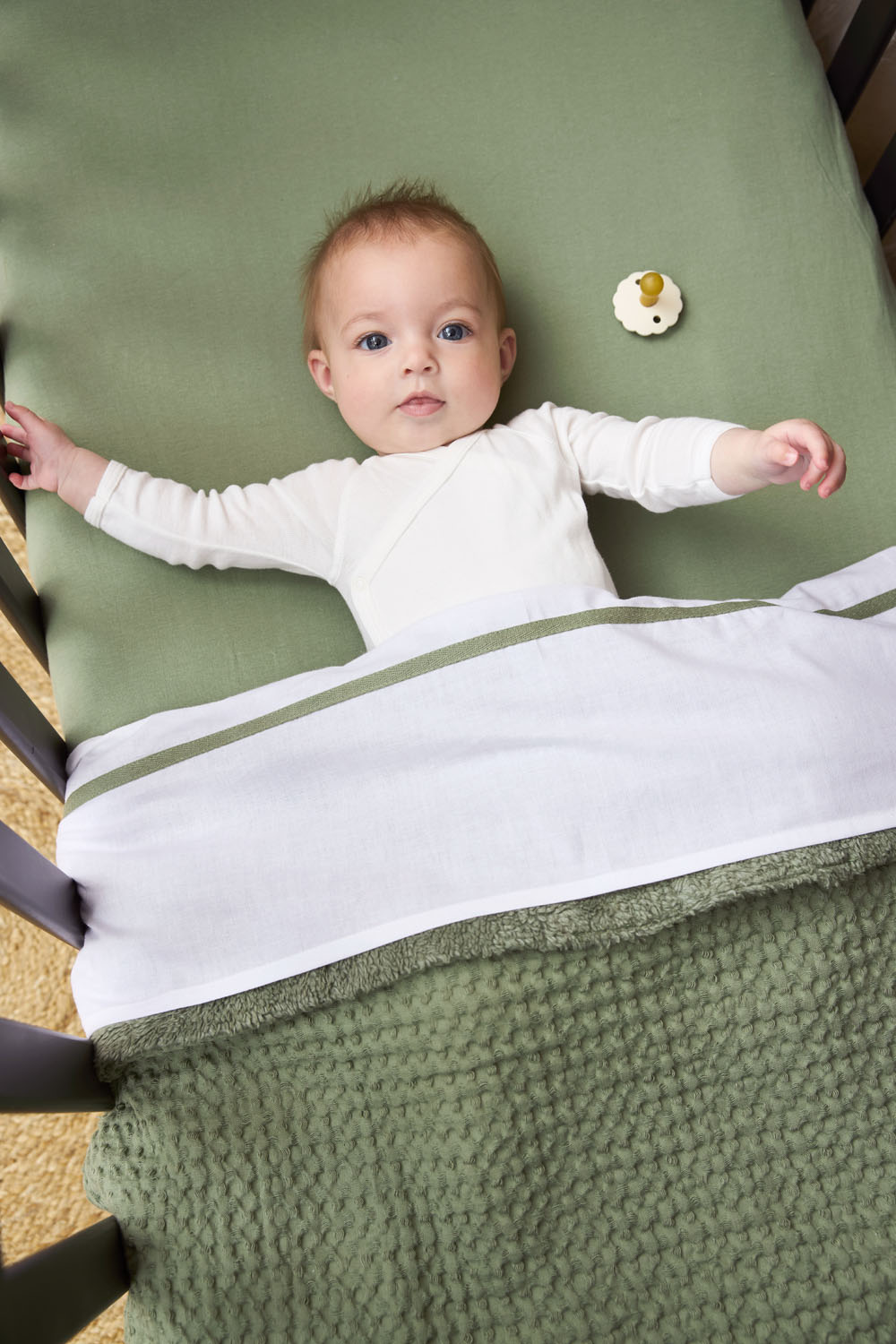 Crib sheet Piping - olive green - 75X100cm