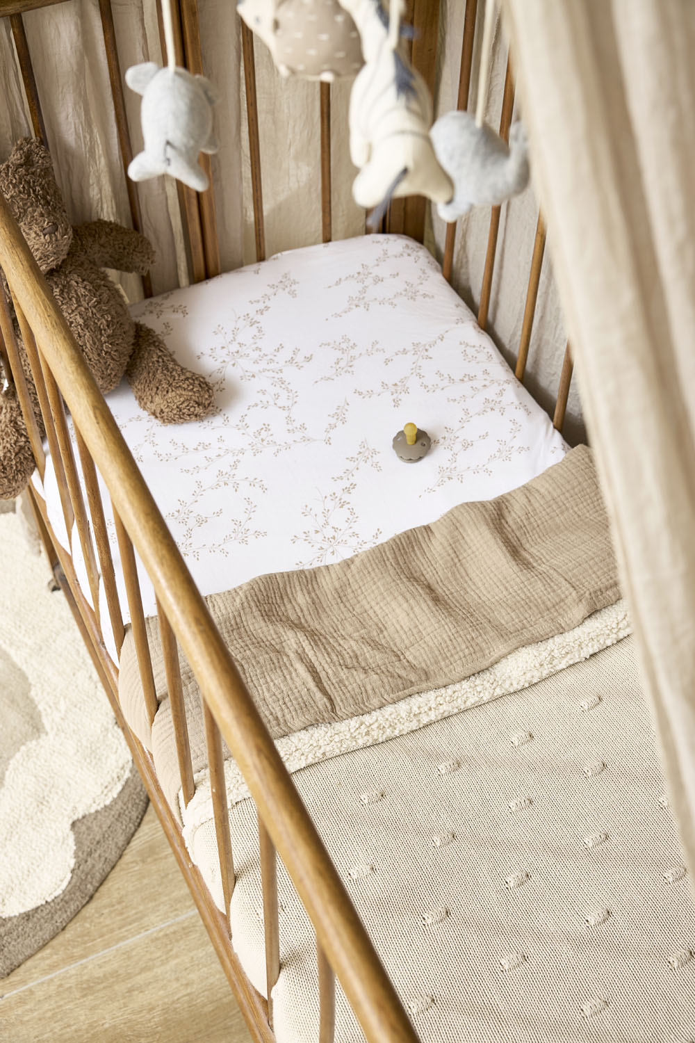 Babydecke Knots teddy - soft sand - 75x100cm