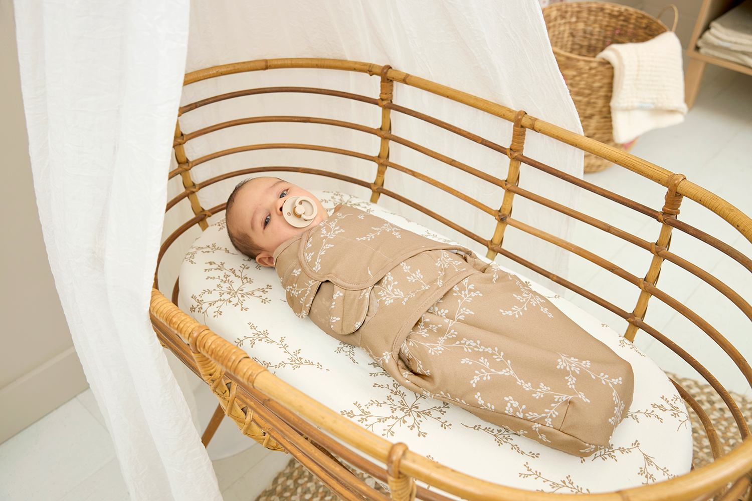 SwaddleMeyco padded Branches - sand - 0-3 Months