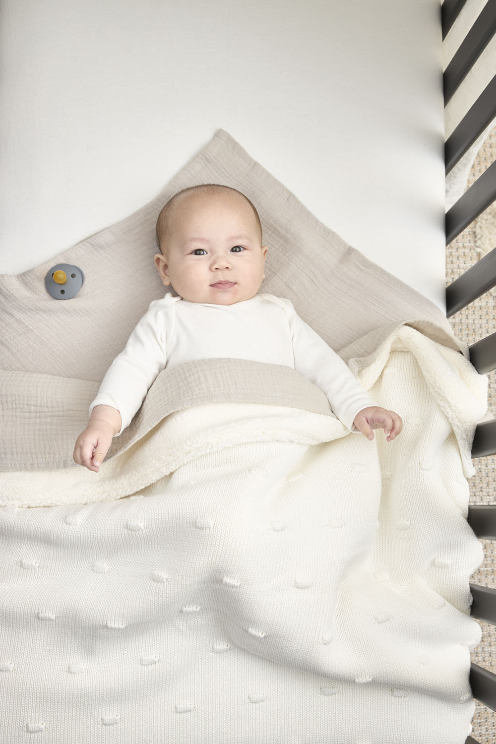 Cot bed blanket Knots teddy - offwhite - 100x150cm